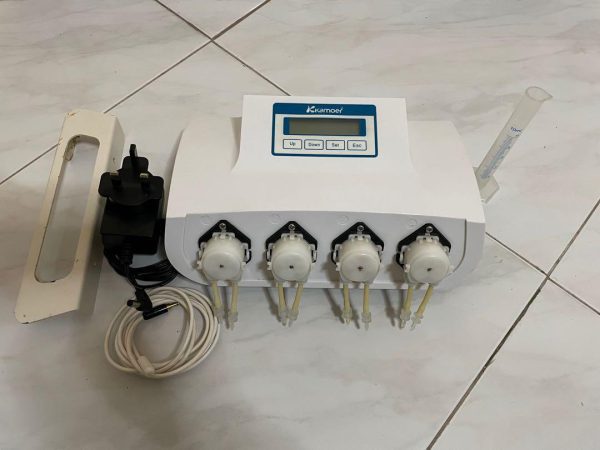 دوزینگ پمپ حرفه ای 4 کانال کامور